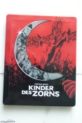 [Review] Kinder des Zorns I-III + Remake – Steelbook