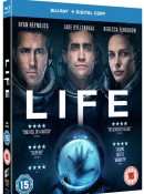 Zoom.co.uk: 5 Blu-rays mit u.a. Life & Warcraft für ca. 30€ inkl. VSK